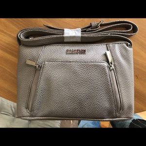 🚫SOLD🚫 Silver Kenneth Cole Handbag - NWT